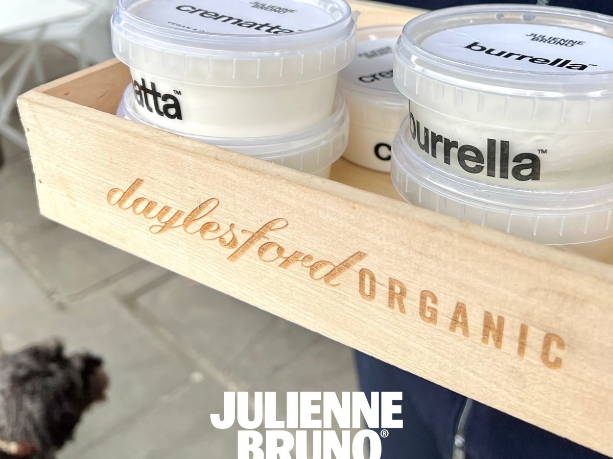 JULIENNE BRUNO X DAYLESFORD ORGANIC